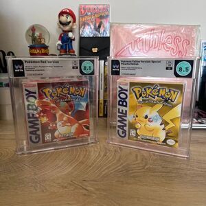 WATA Grade 8.5 Pokemon Yellow & Red CIB Charizard Pikachu Nintendo Gameboy